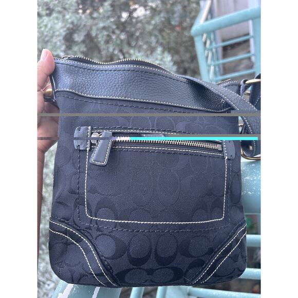 Y2K Coach Black Crossbody Brass Hardware Strap Leather Jacquard 10402 Pls Read! - Picture 5 of 7